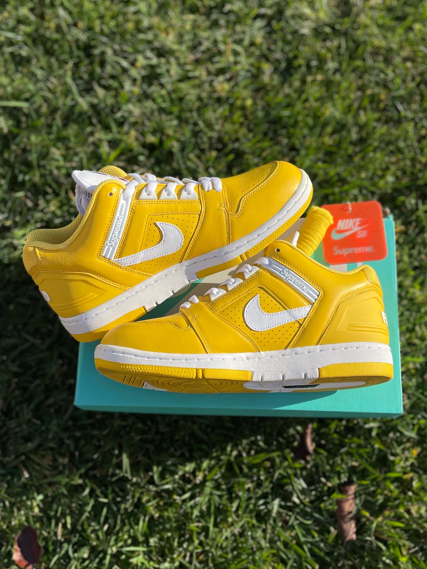 (Used Size 8.5M) Supreme Nike SB Air Force 2 Low Yellow
