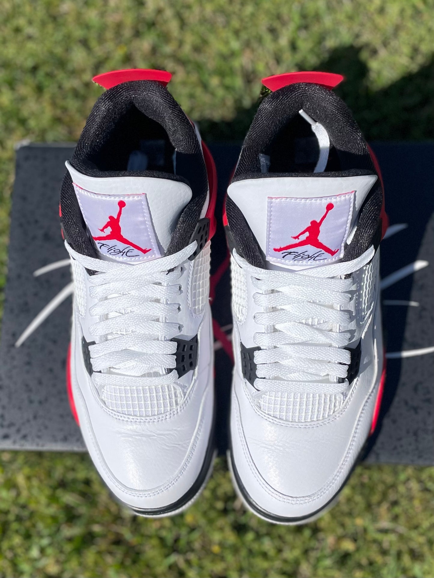 (Used Size 9M) Jordan 4 Red Cement