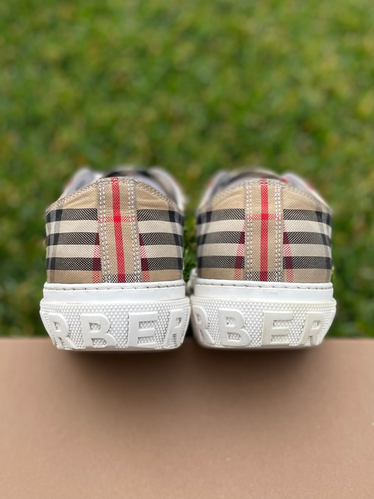 (Used Size 9.5M) Burberry Vintage Check Cotton Sneakers