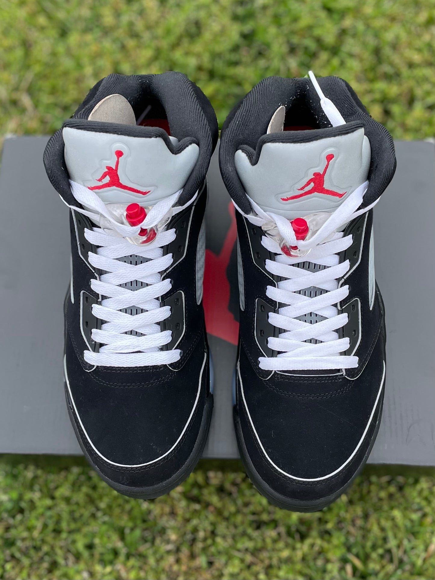 (Used Size 8.5M) Jordan 5 Black Metallic Reimagined