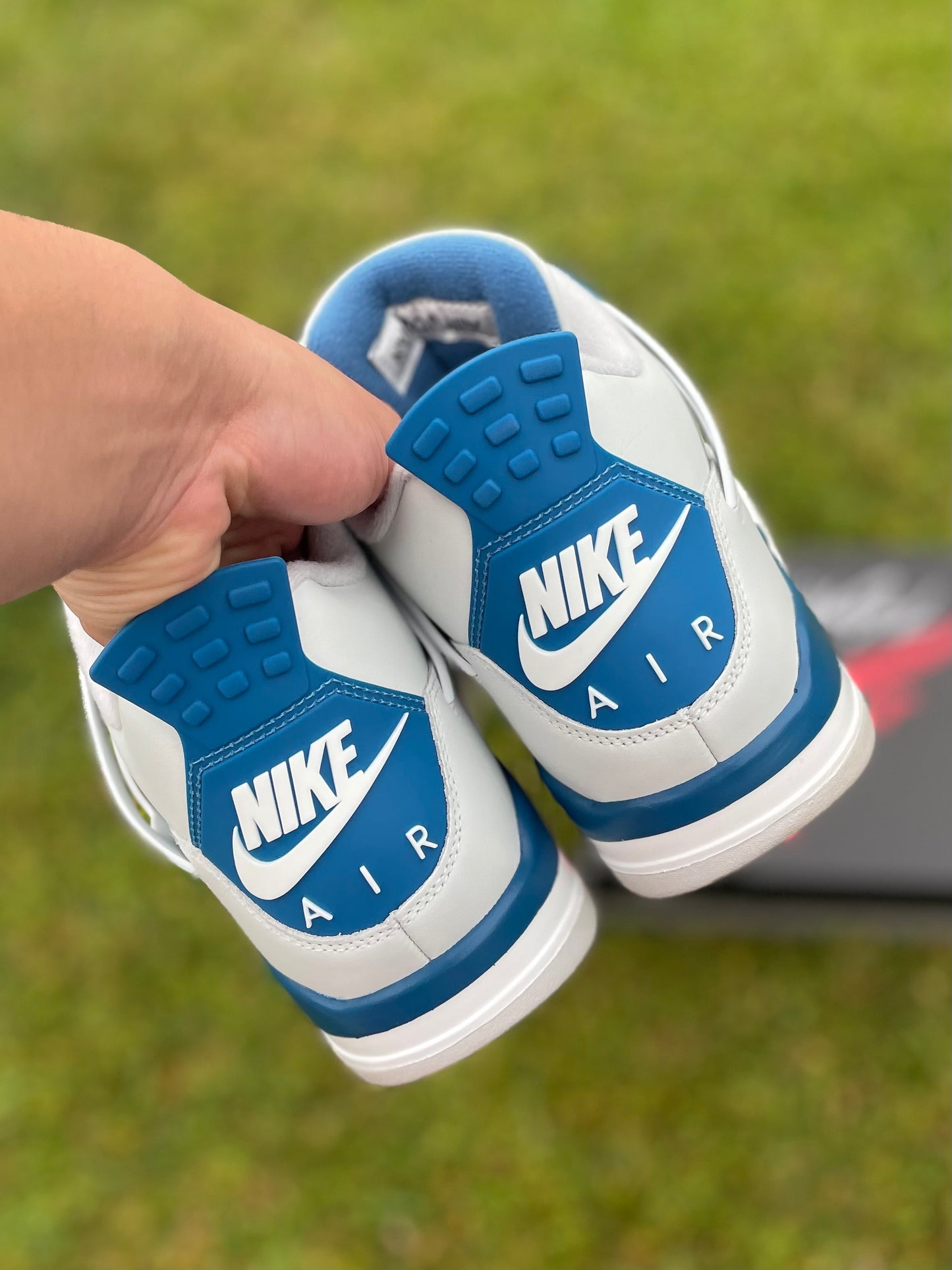(Used Size 9M) Jordan 4 Military Blue