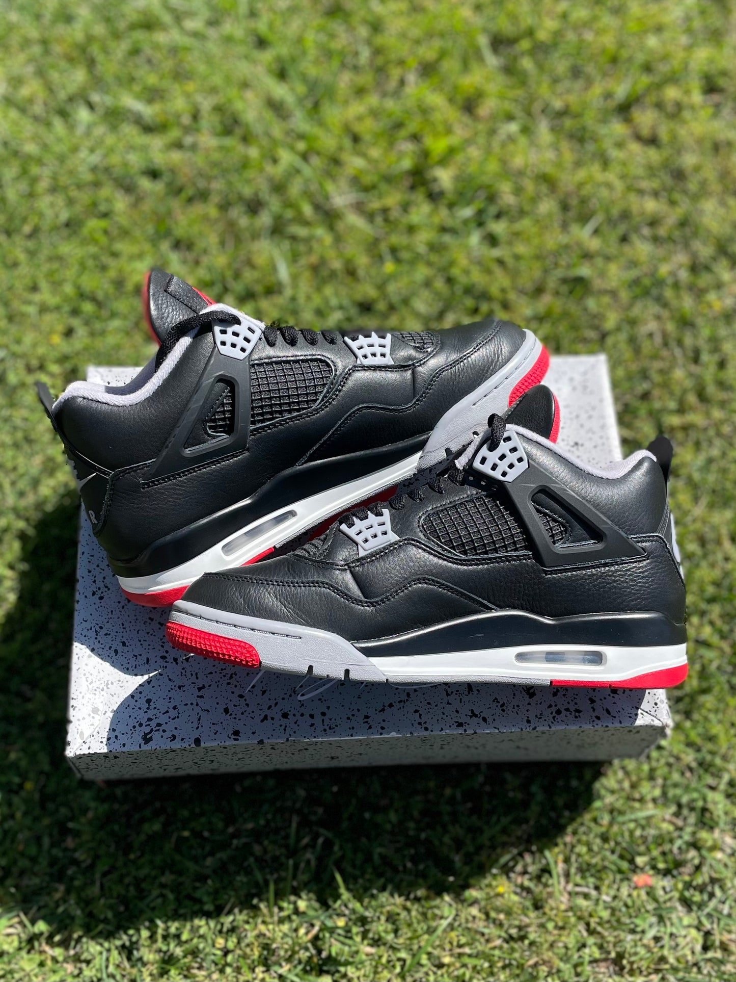 (Used Size 10M) Jordan 4 Bred Reimagined