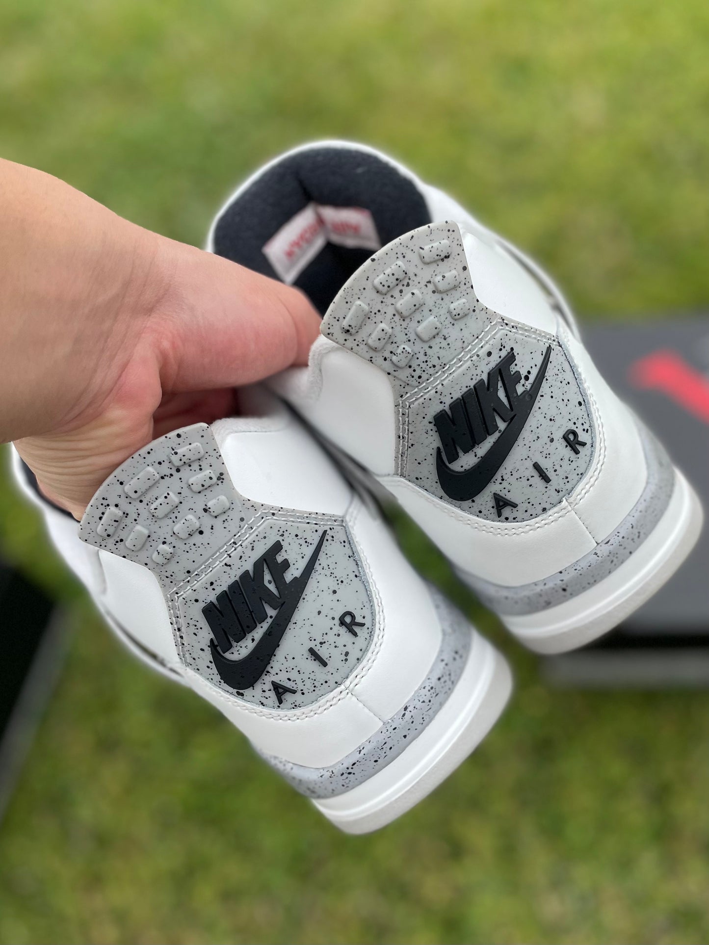 (Used Size 8.5M) Jordan 4 White Cement 2025