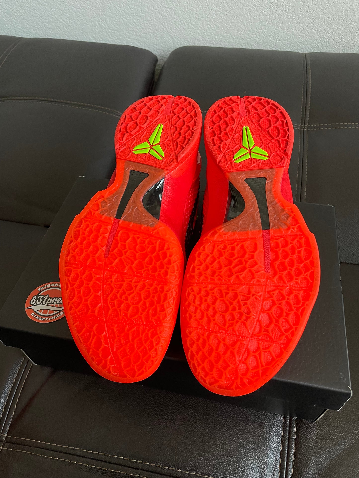 (Tried On Size 9M) Nike Kobe 6 Protro ‘Reverse Grinch’