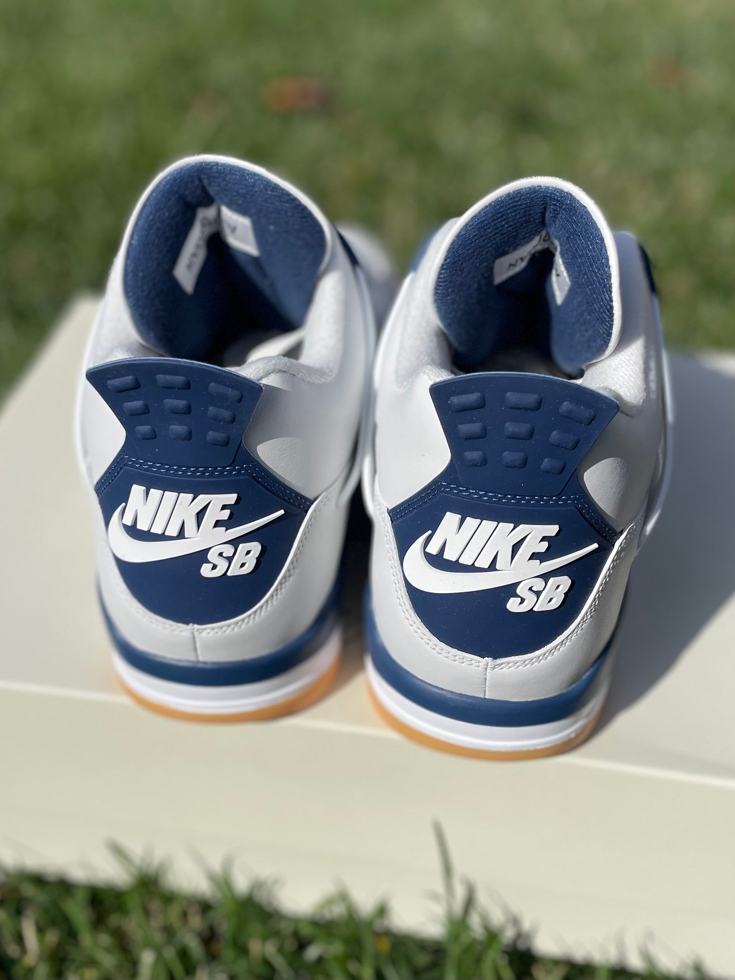 Jordan 4 Nike SB Navy (2025)