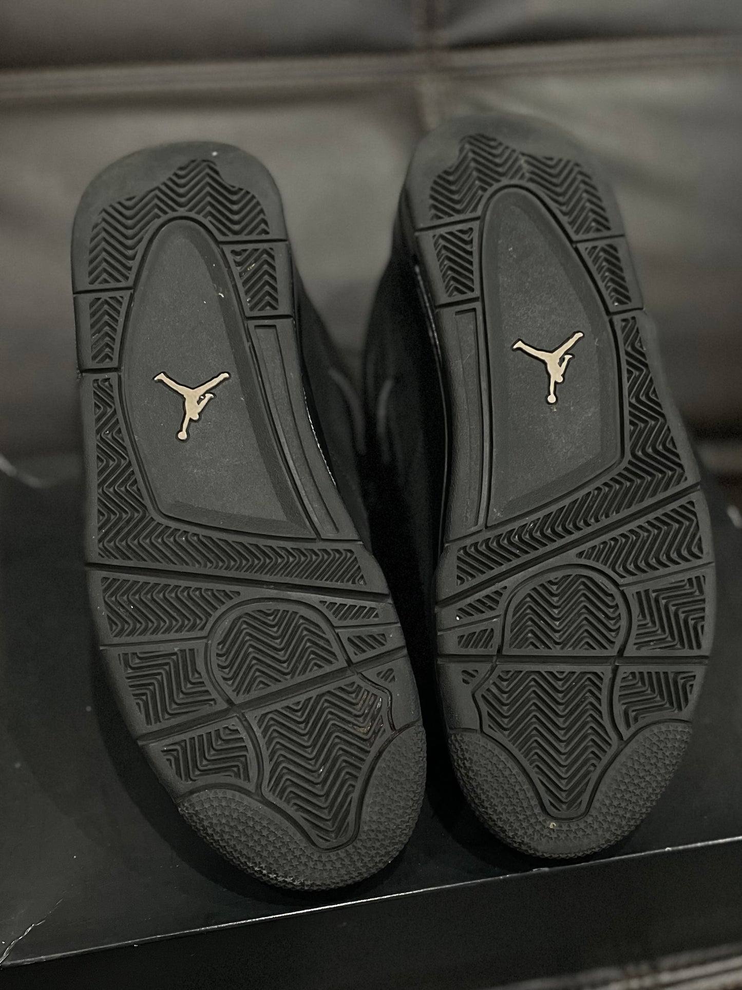 (Used Size 9M) Jordan 4 Black Cat