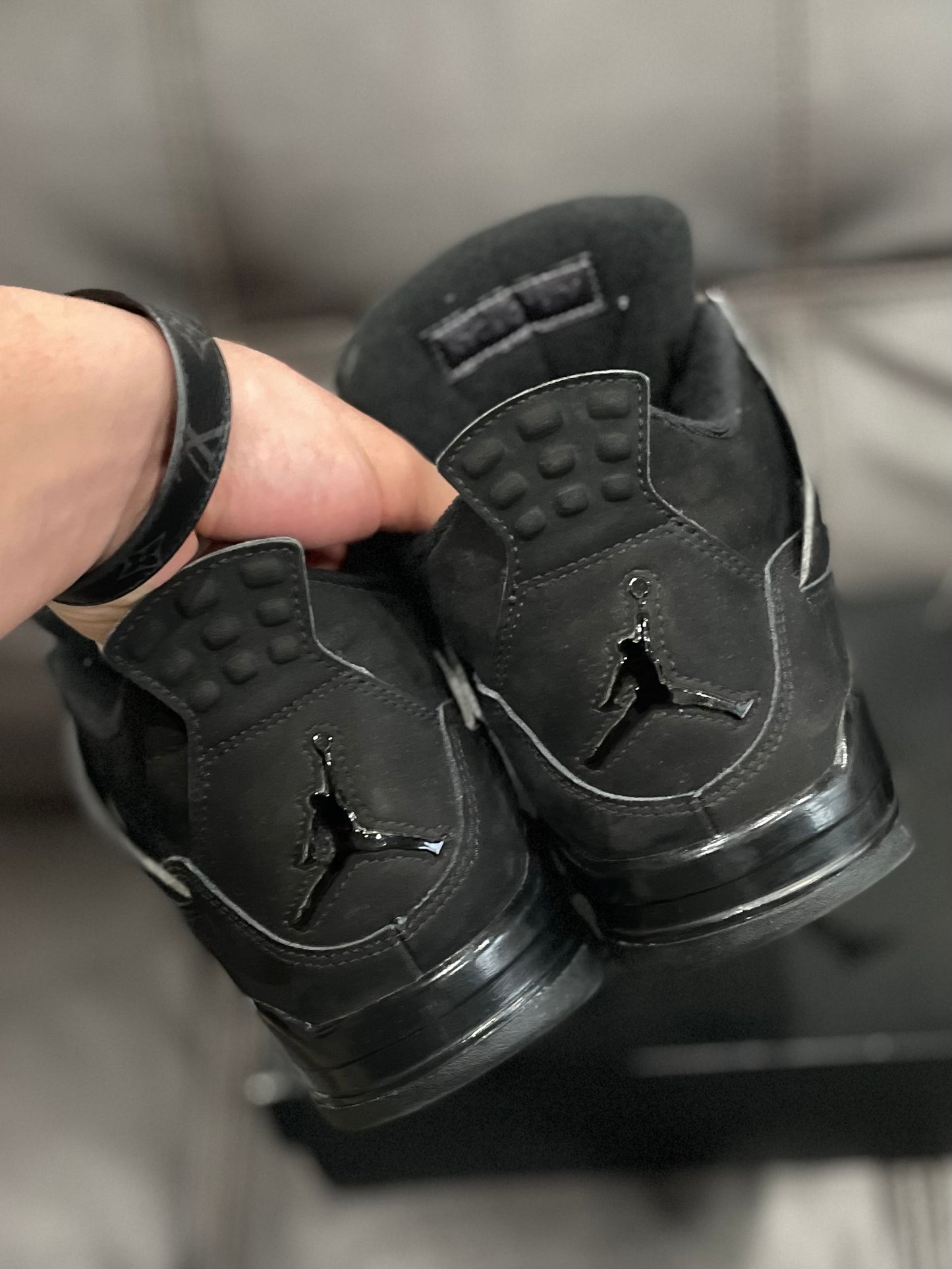 (Used Size 9M) Jordan 4 Black Cat