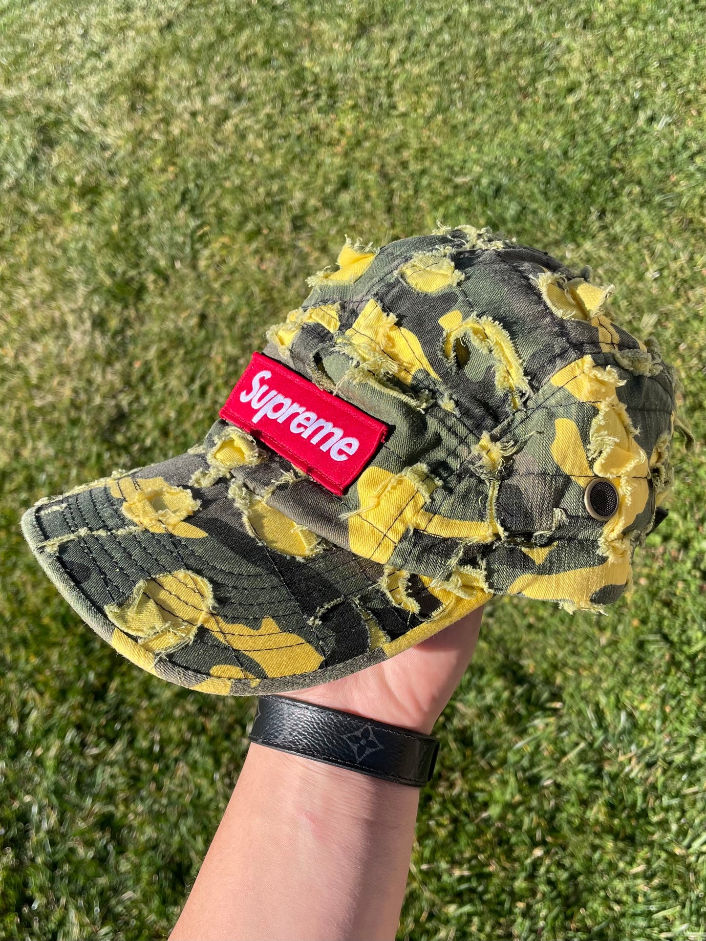 Supreme Griffin Camp Cap Yellow Camo