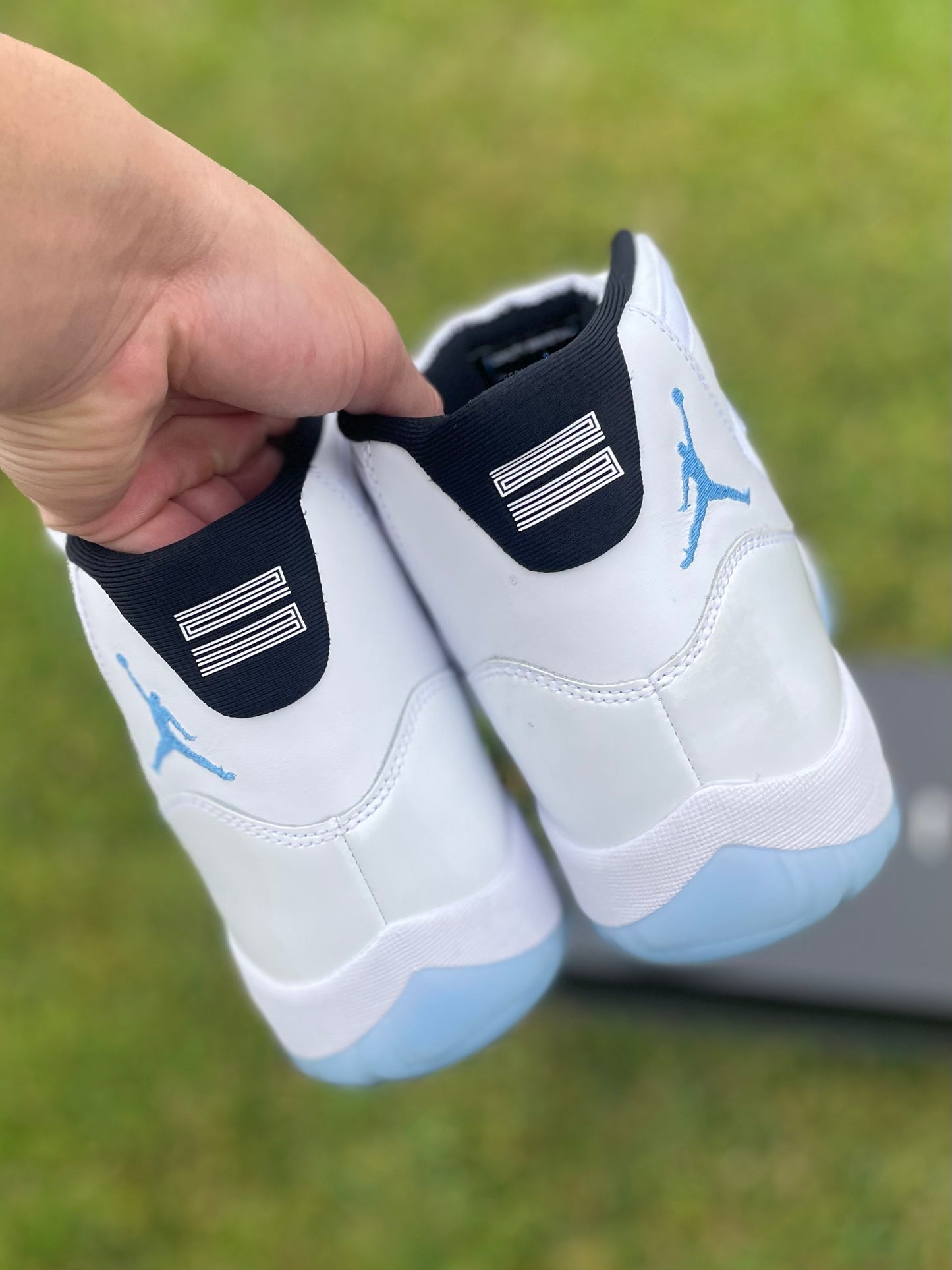 (Used Size 9M) Jordan 11 Legend Blue