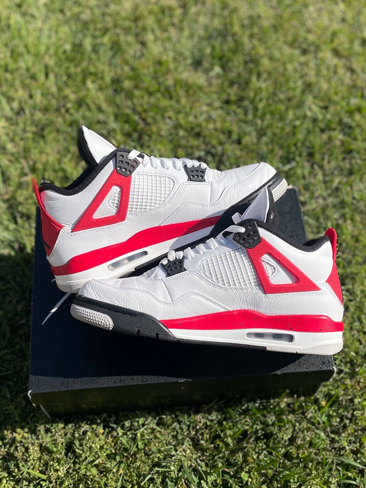 (Used Size 12M) Jordan 4 Red Cement
