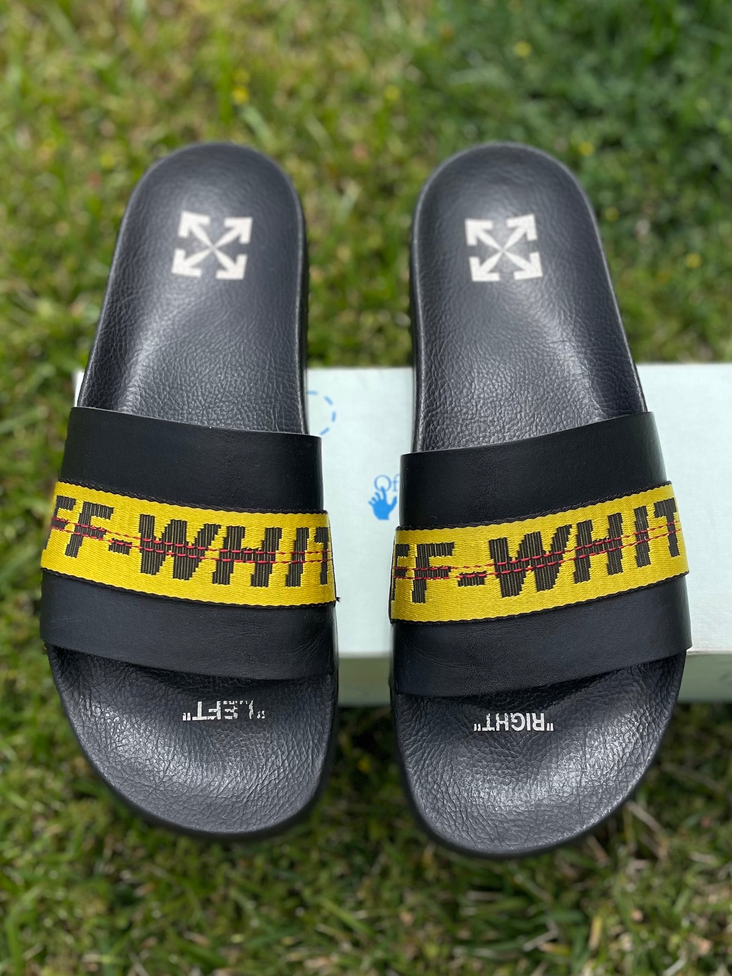 (Used Size 9M) Off-White Slides