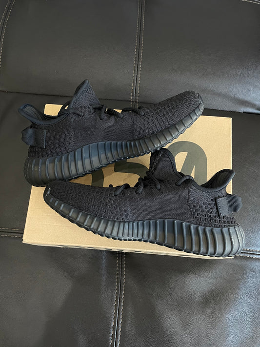 (Used Size 6.5M) Yeezy 350 V2 Onyx