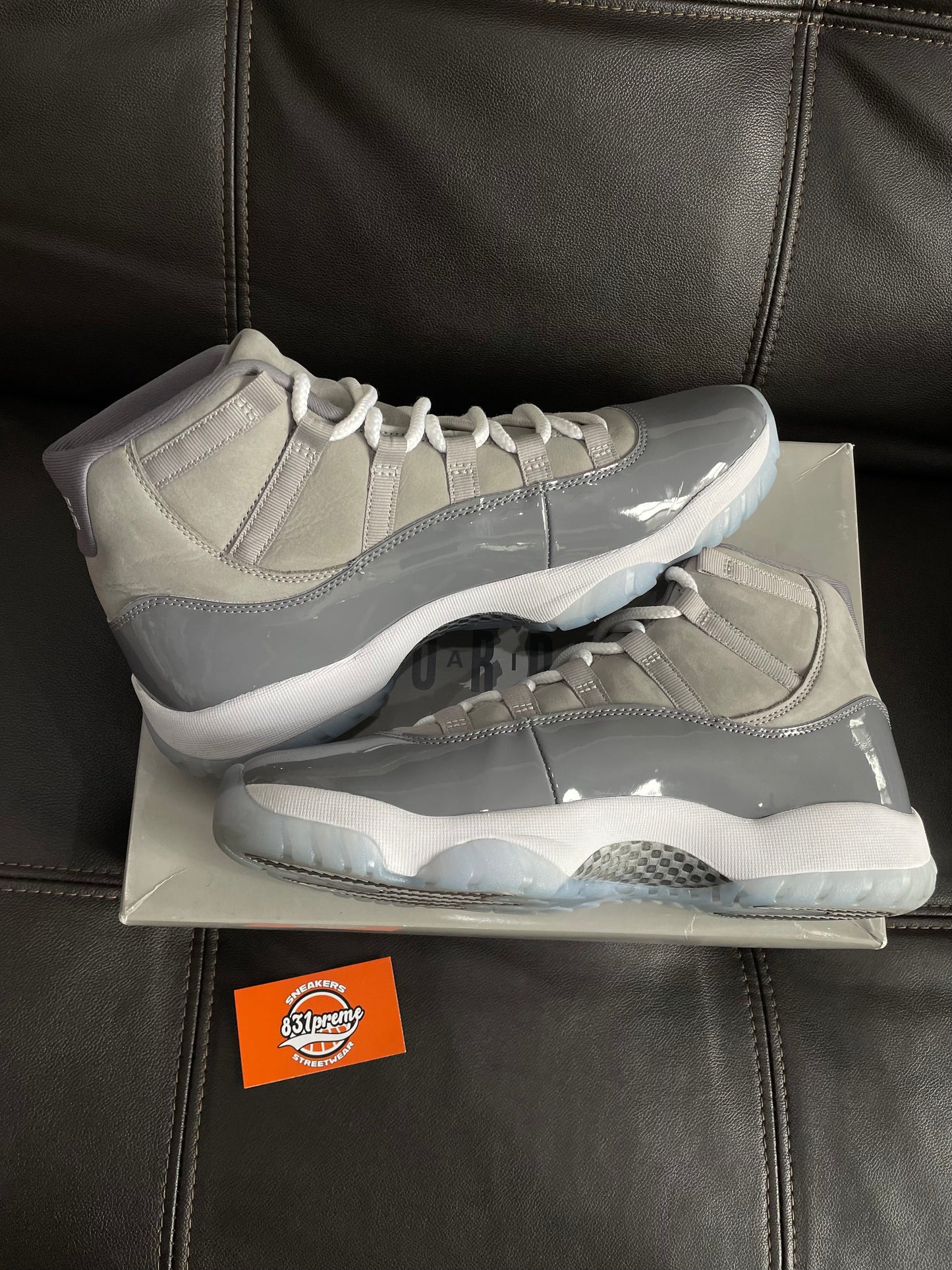 (Used Size 11M) Jordan 11 Cool Grey (2021)