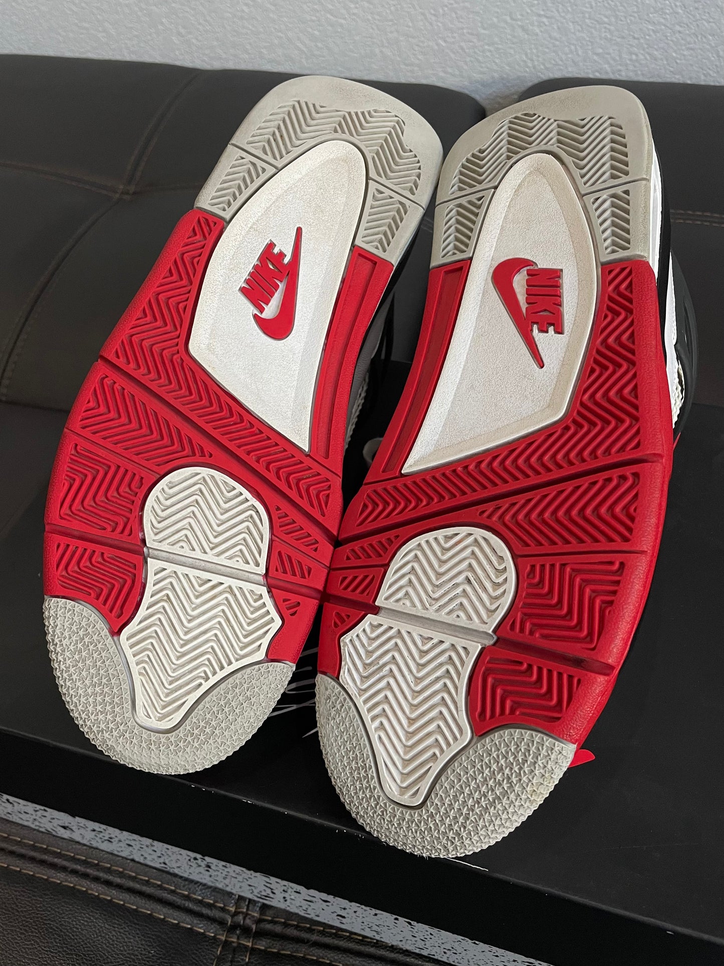 (Used Size 10M) Fire Red 4 (2020)