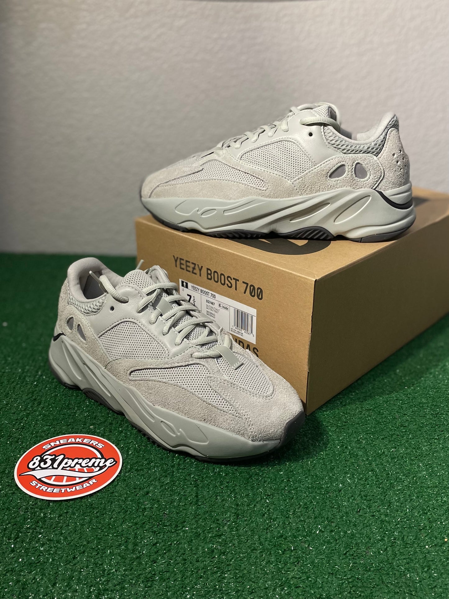 Yeezy 700 Salt