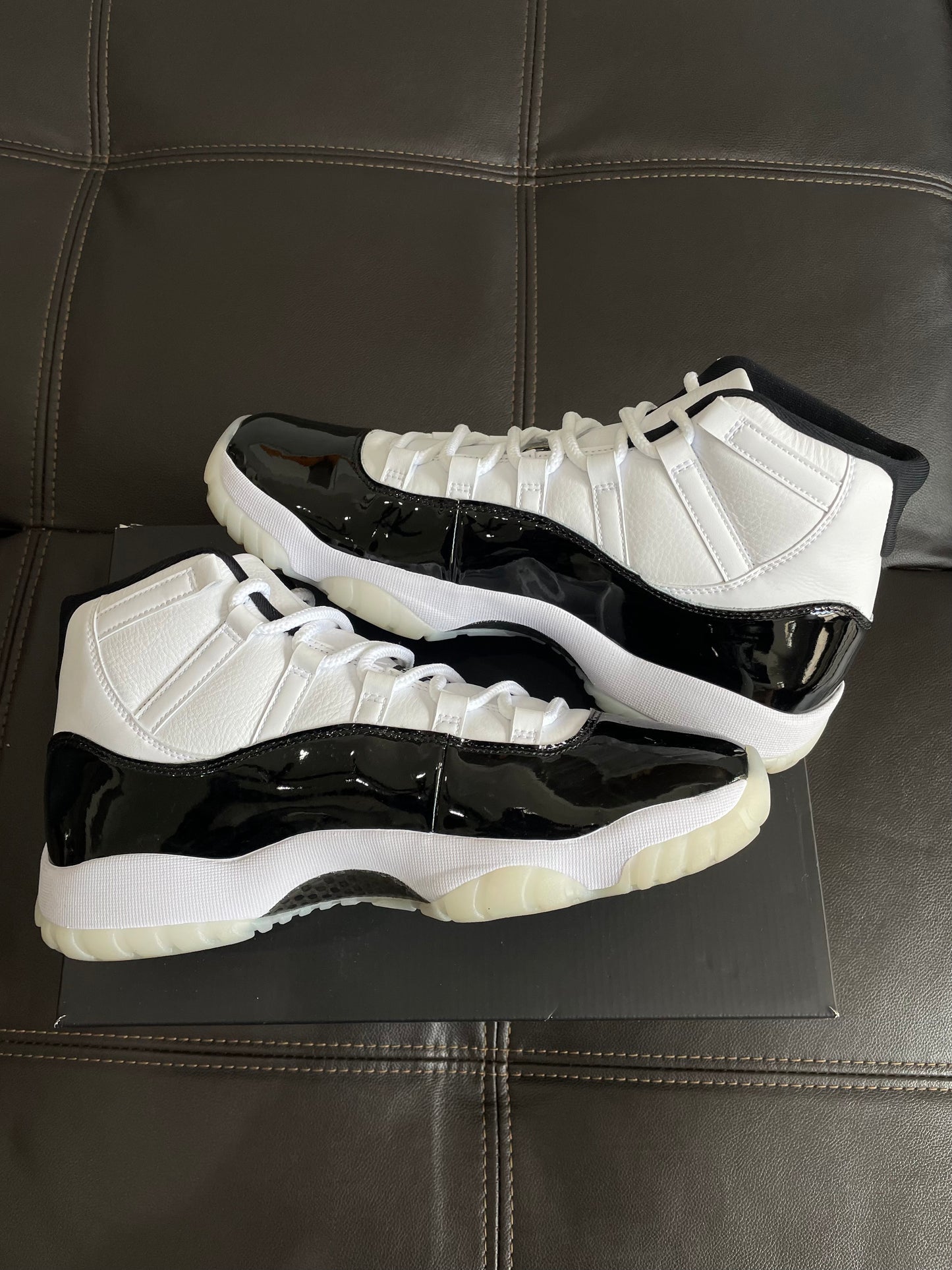 (Used Size 11M) Jordan 11 DMP Gratitude