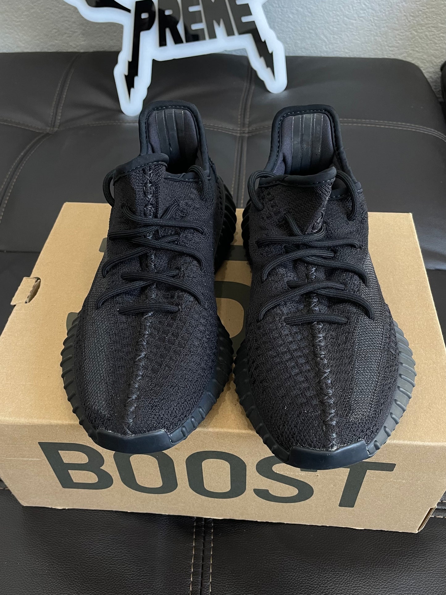 (Used Size 6.5M) Yeezy 350 V2 Onyx