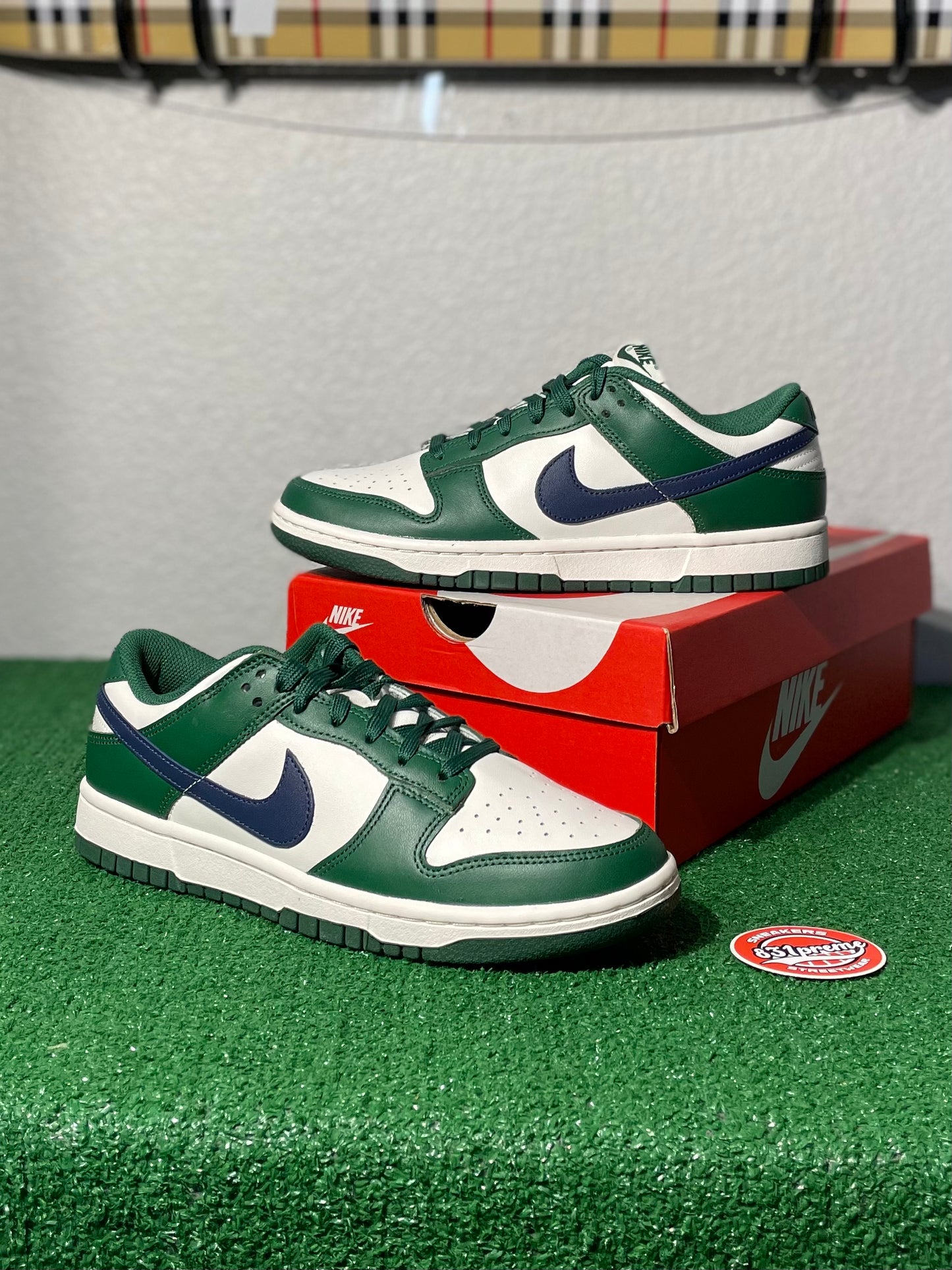 Nike Dunk Low Gorge Green (W)