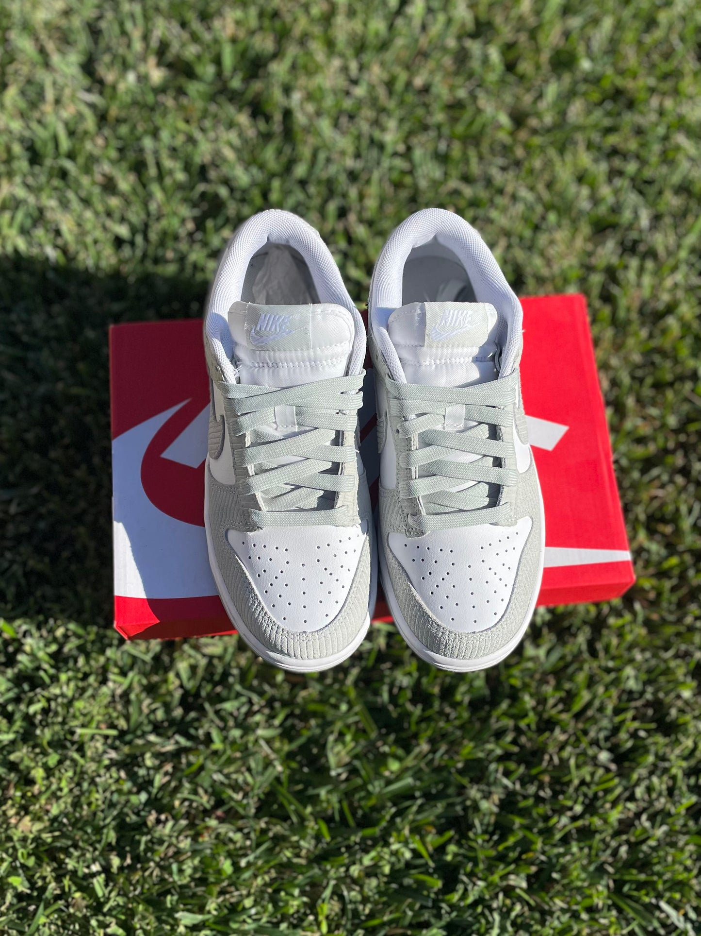 (Used Size 6.5W) Nike Dunk Low Silver Corduroy (W)