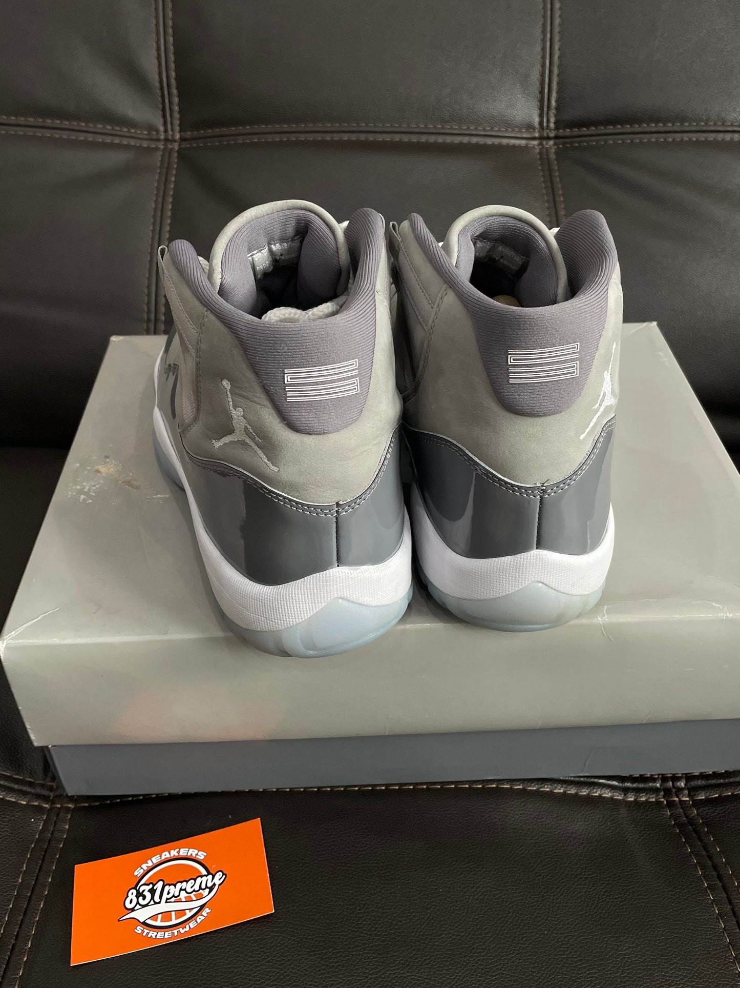 (Used Size 11M) Jordan 11 Cool Grey (2021)