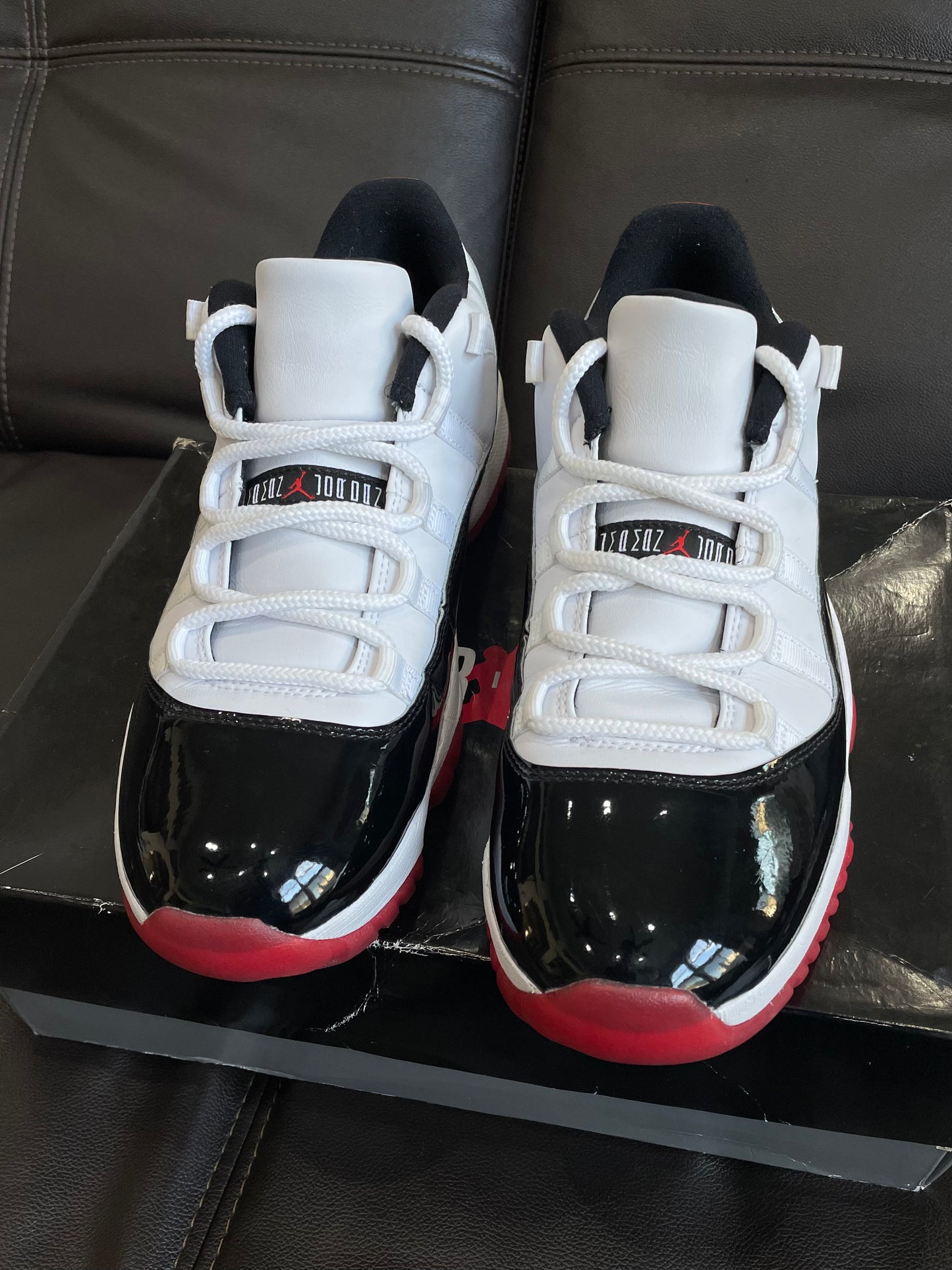 (Used Size 10.5M) Jordan 11 Low Concord Bred (2020)