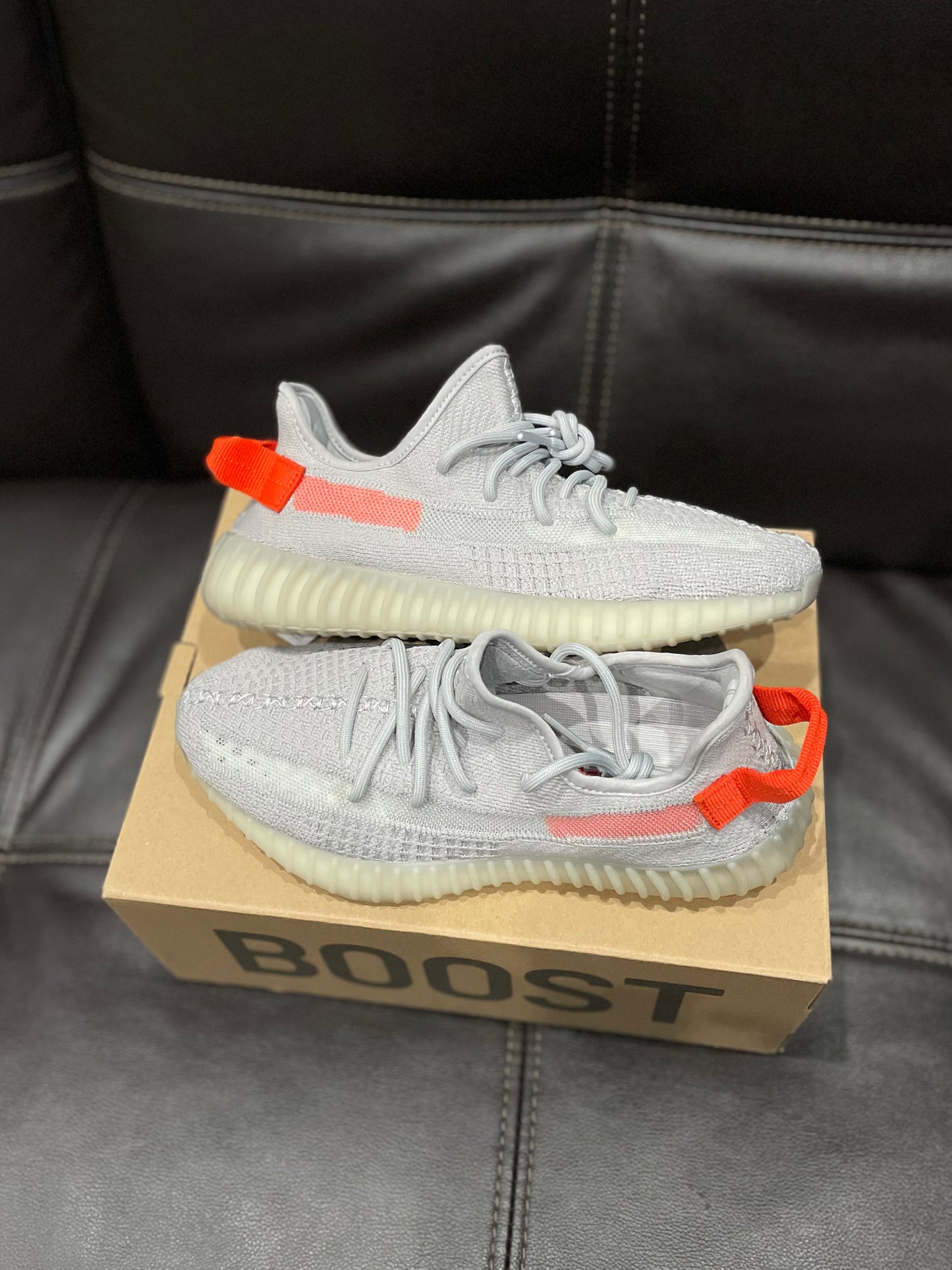 Yeezy 350 V2 Tail Light