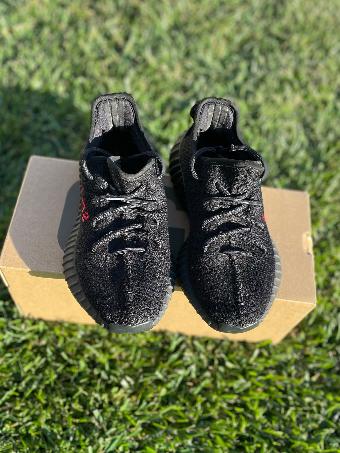 (Used Size 4M) Yeezy 350 V2 Bred