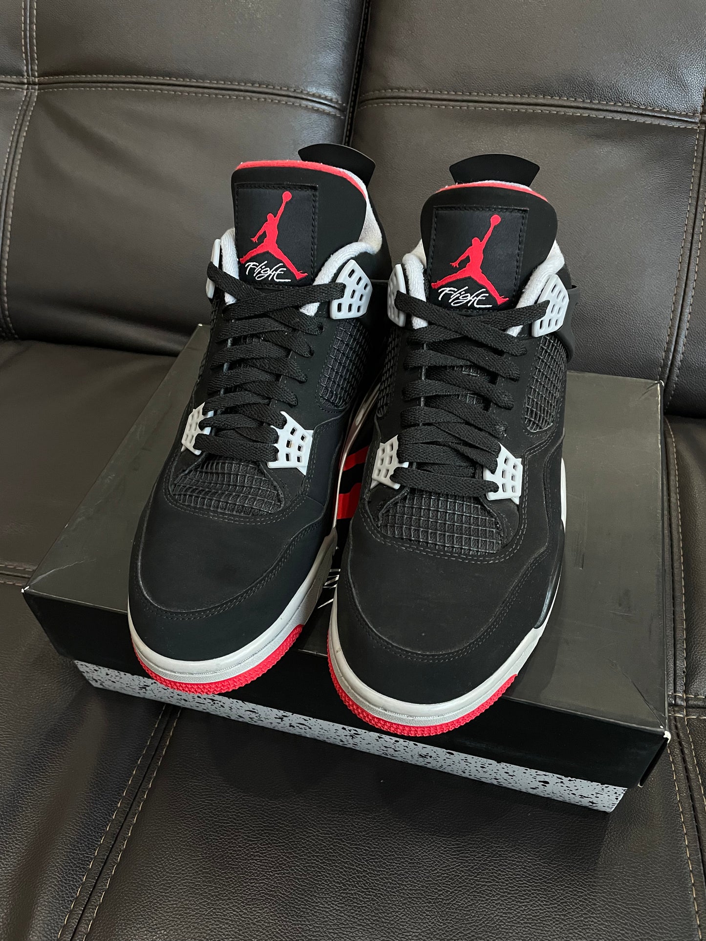 (Used Size 10.5M) Jordan 4 Bred (2019)