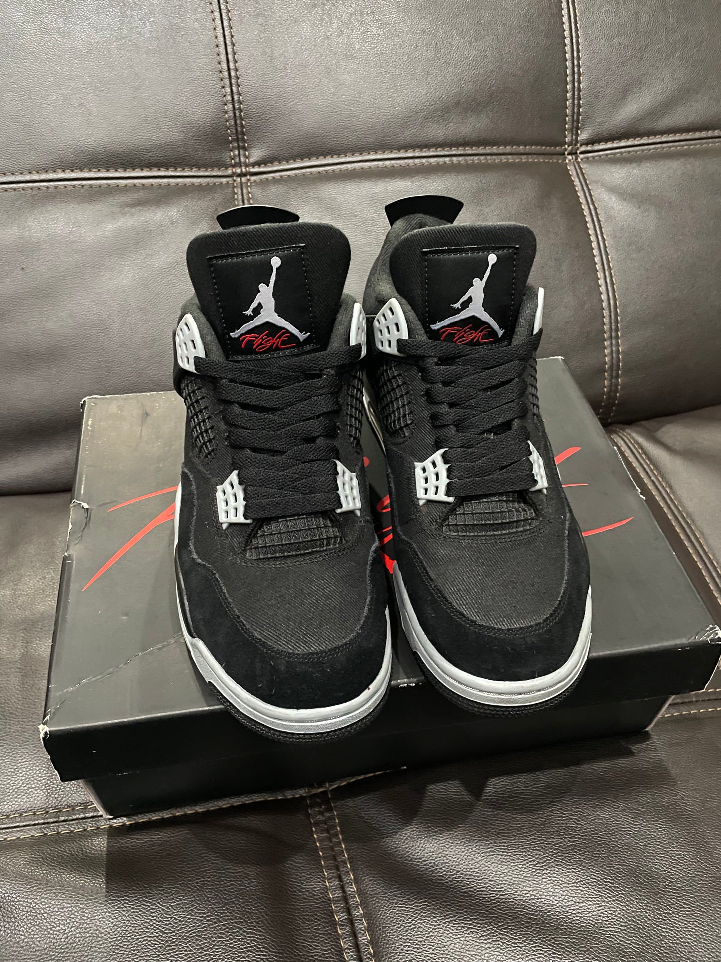 (Used Size 8.5M) Jordan 4 Black Canvas