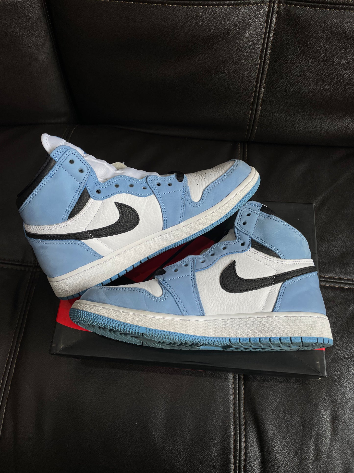 (Used Size 6.5Y) Jordan 1 University Blue (2021)