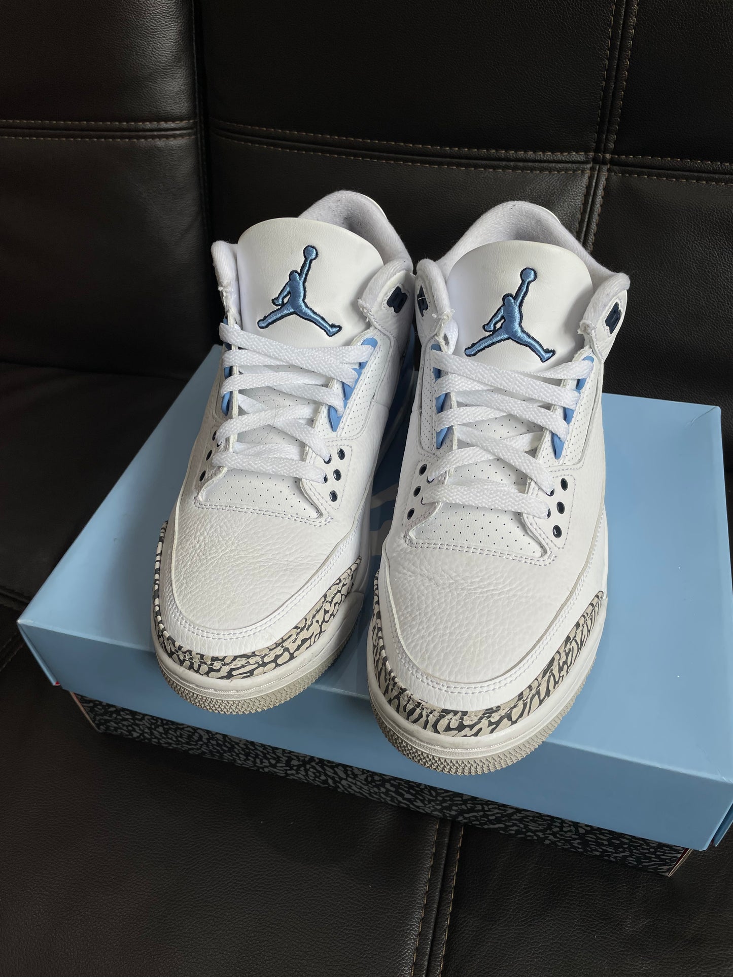 (Used Size 9.5M) Jordan 3 UNC (2020)