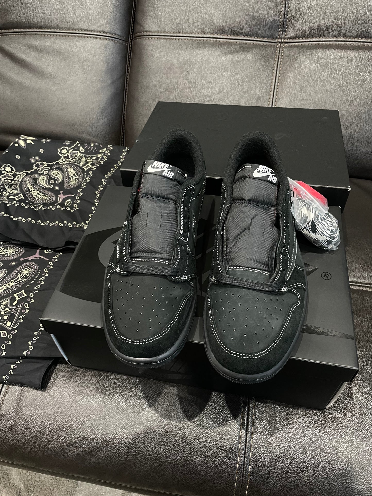 Jordan 1 Low OG SP Travis Scott Black Phantom