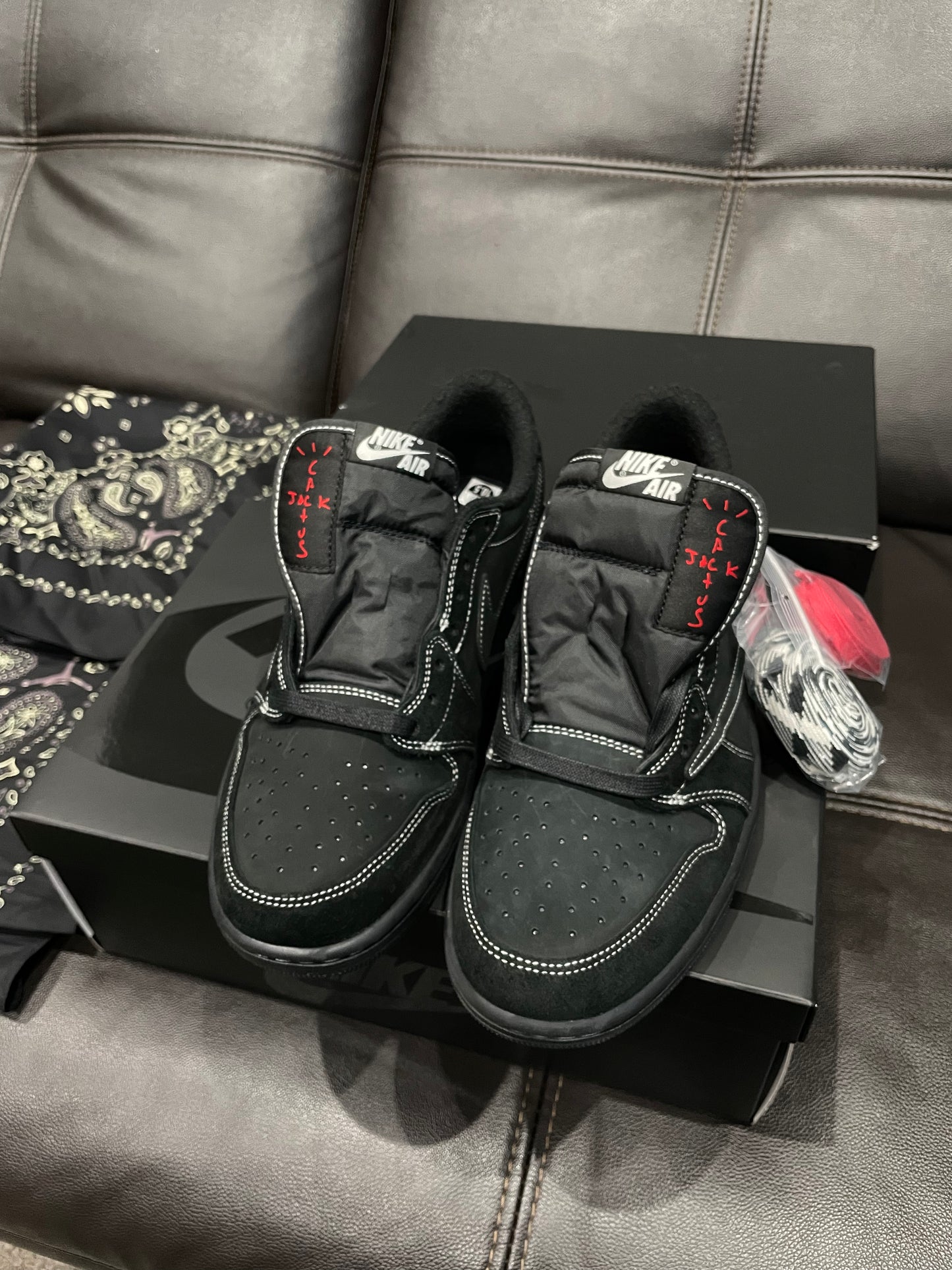 Jordan 1 Low OG SP Travis Scott Black Phantom