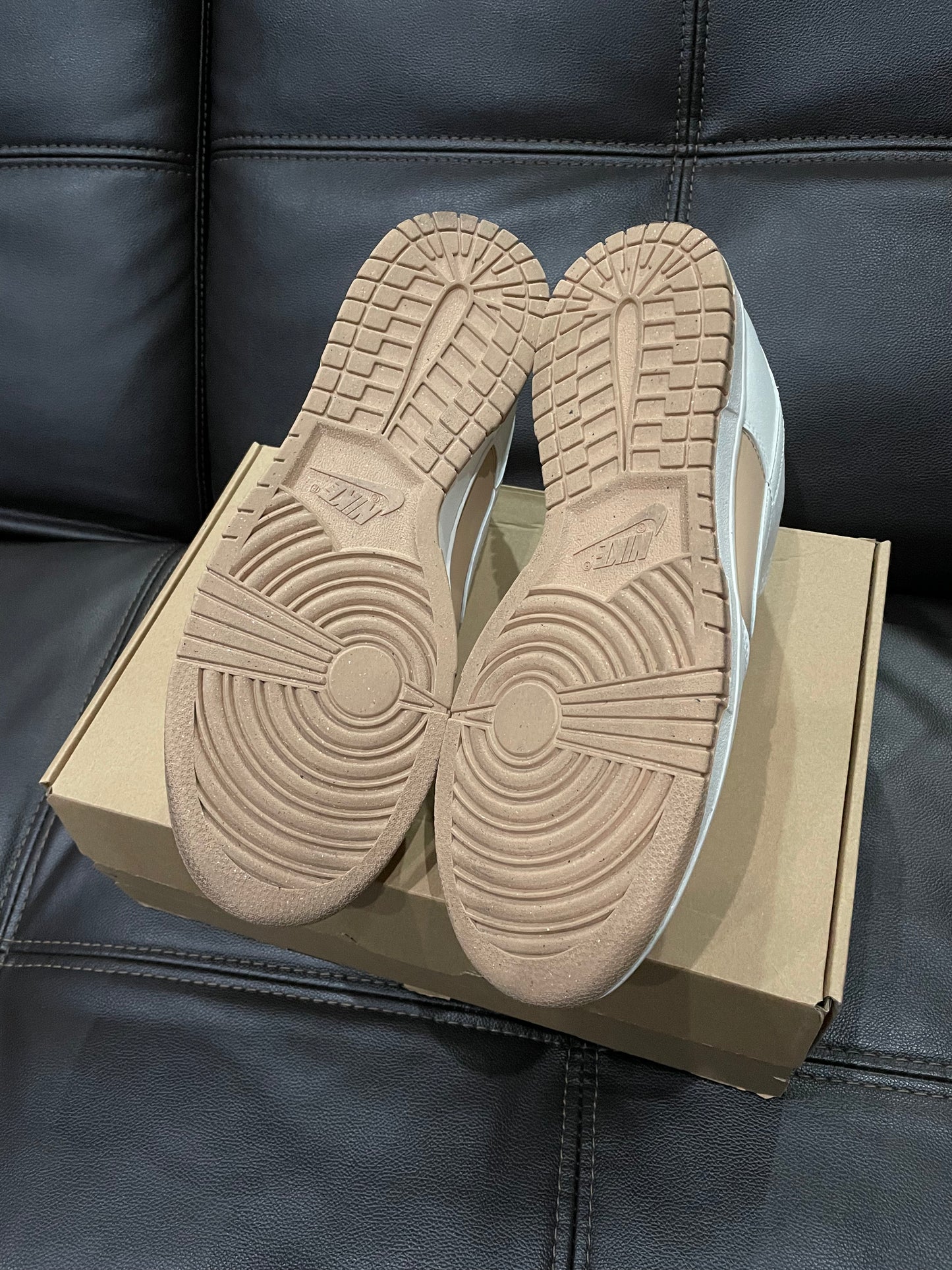 (Used Size 10.5M) Nike Dunk Low Hemp Sail