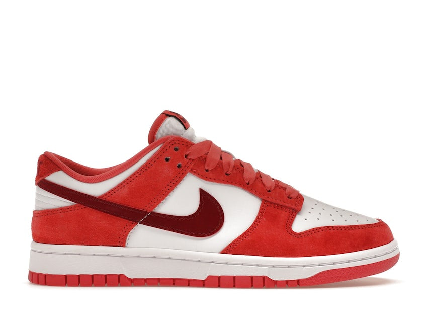 Nike Dunk Low Valentine’s Day (2024) (W)