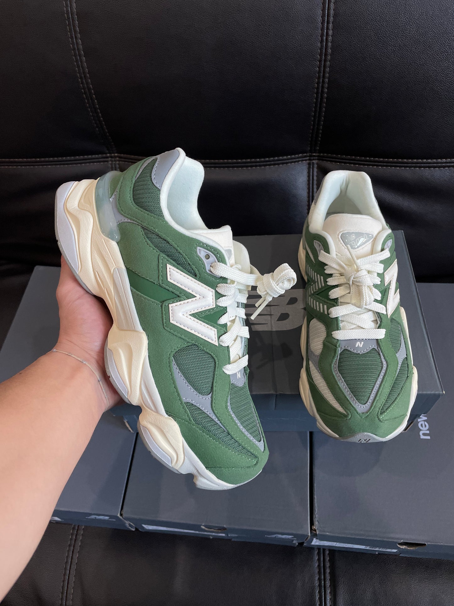 New Balance 9060 Nori