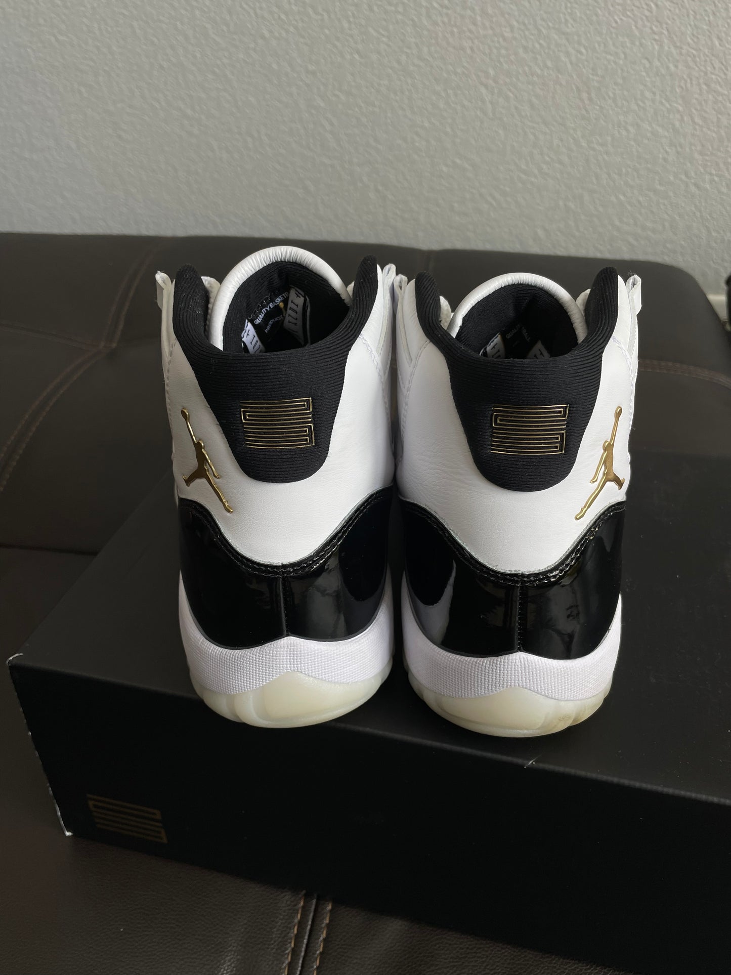 (Used Size 11M) Jordan 11 DMP Gratitude