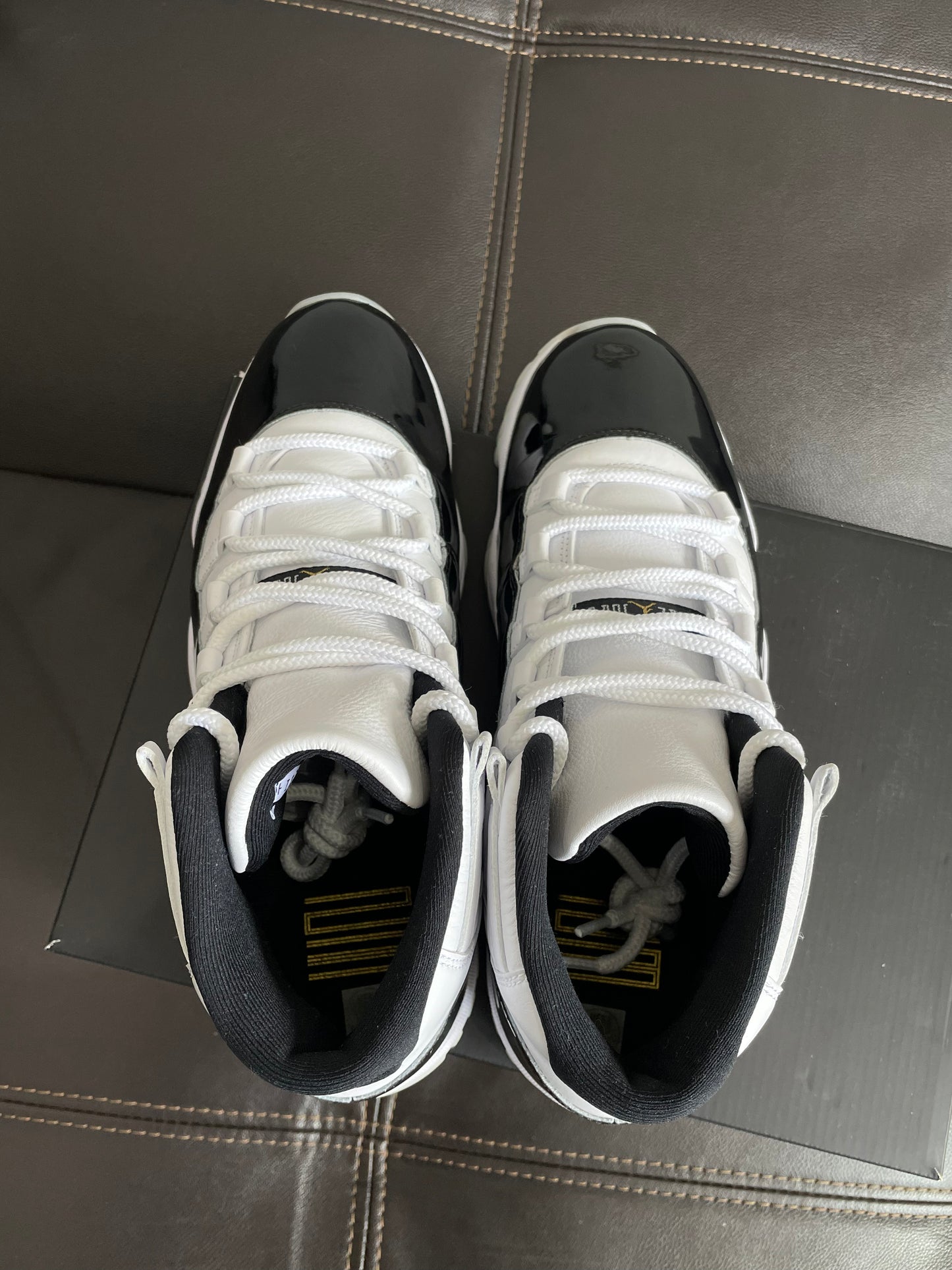 (Used Size 11M) Jordan 11 DMP Gratitude
