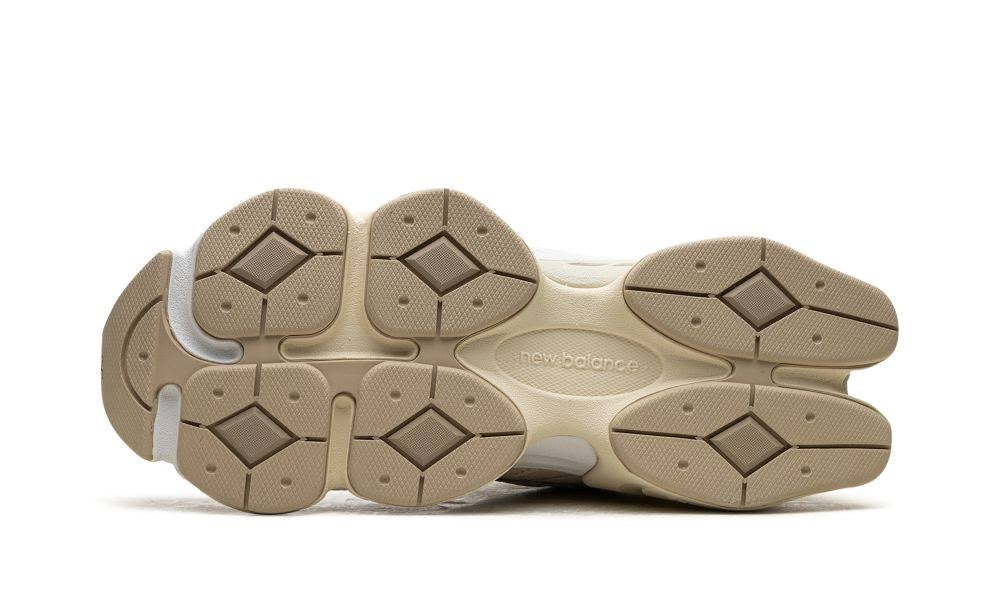 New Balance 9060 ‘Sea Salt Brown’