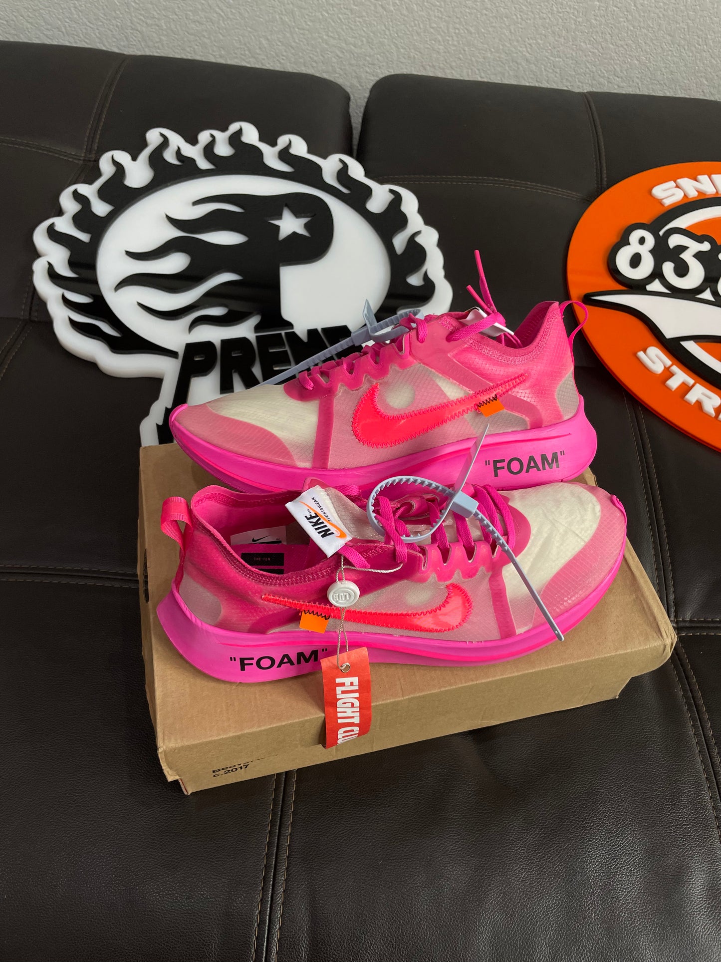 Nike Off-White Zoom Fly Pink