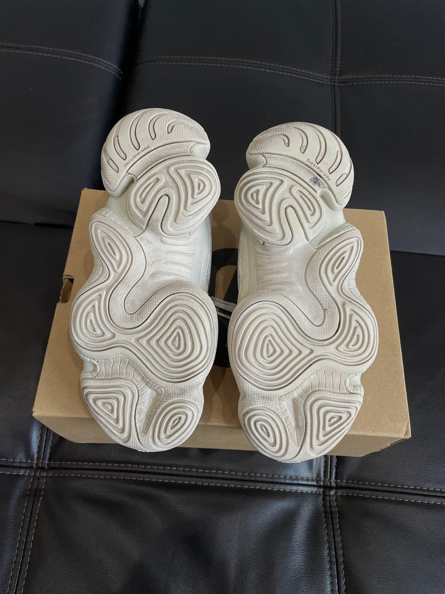 (Used Size 6.5M) Yeezy 500 Blush