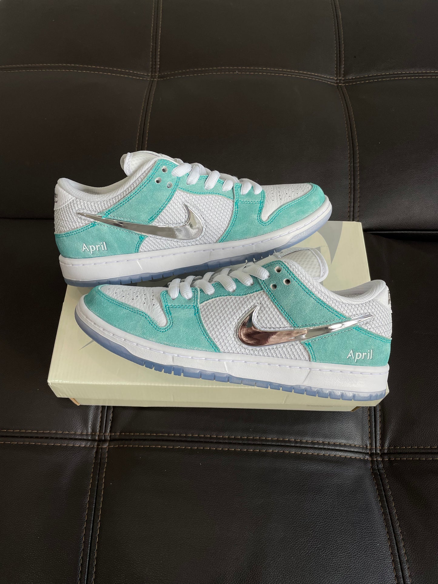 (Used Size 8.5M) Nike SB Dunk Low April Skateboards