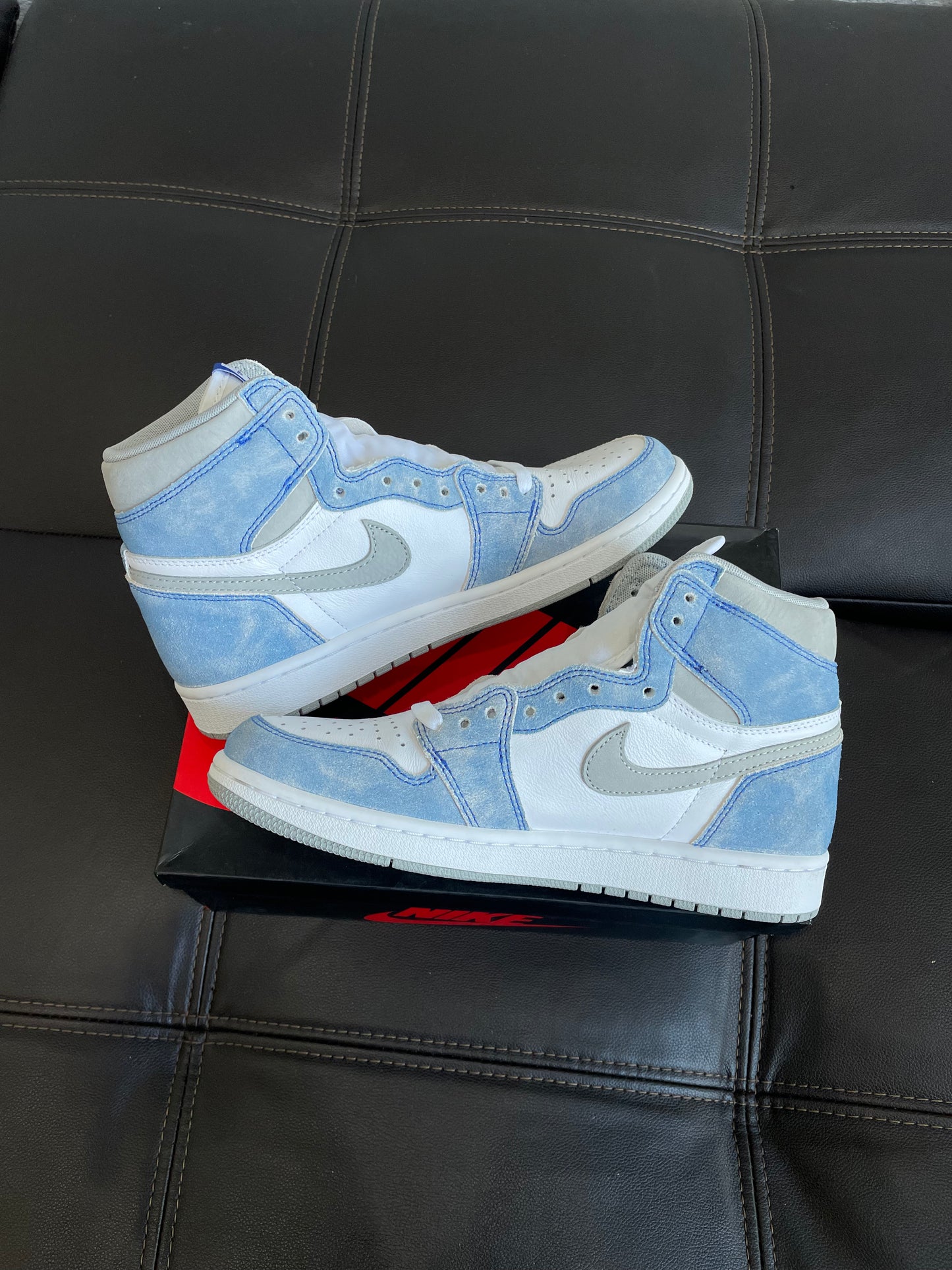 (Used Size 8.5M) Jordan 1 Hyper Royal