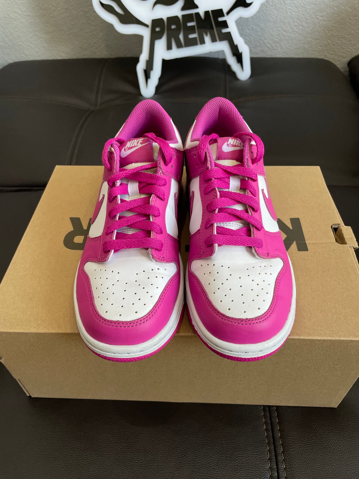 (Used Size 6Y) Nike Dunk Low Active Fuchsia
