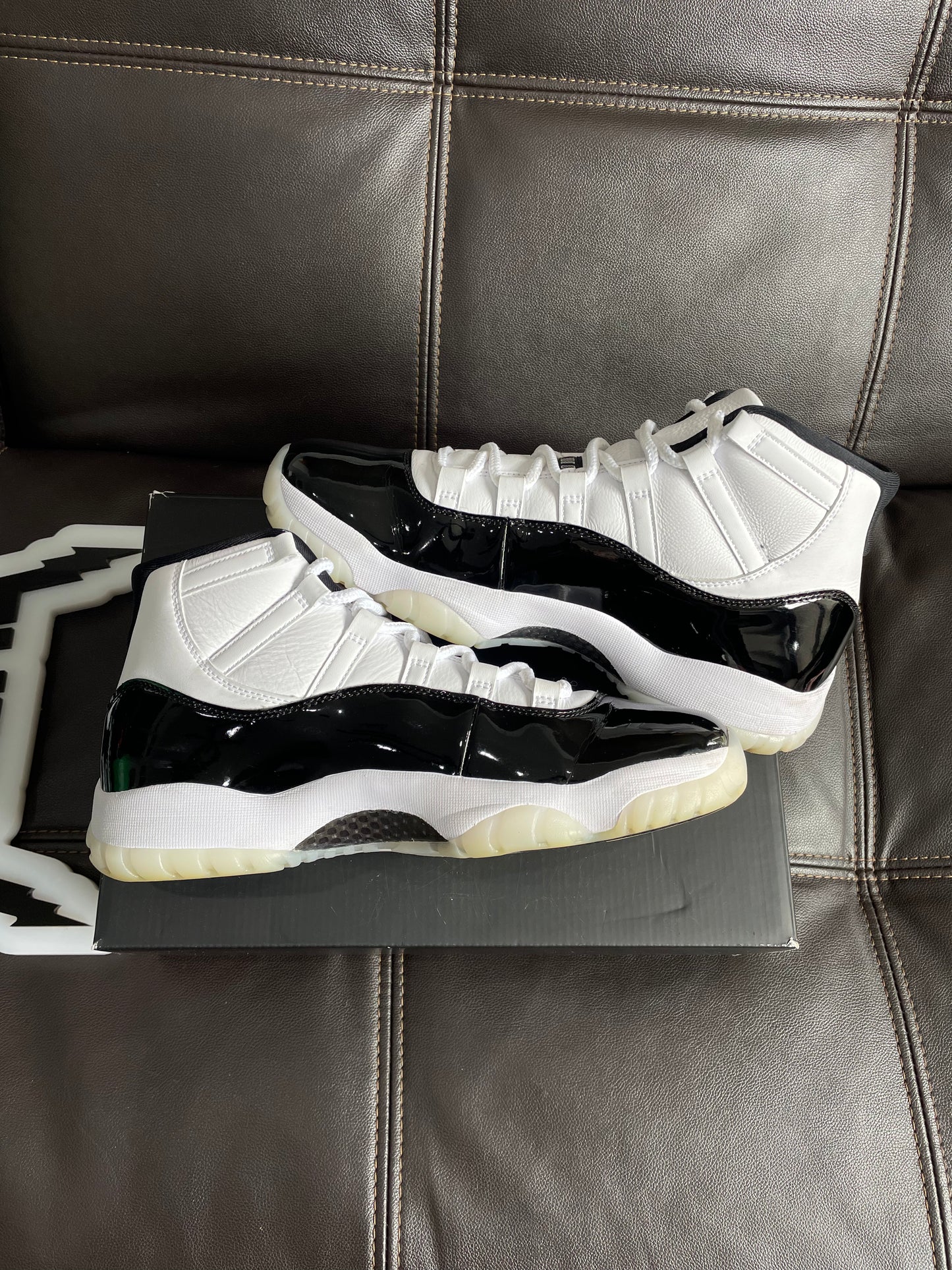 (Used Size 10.5M) Jordan 11 DMP ‘Gratitude’