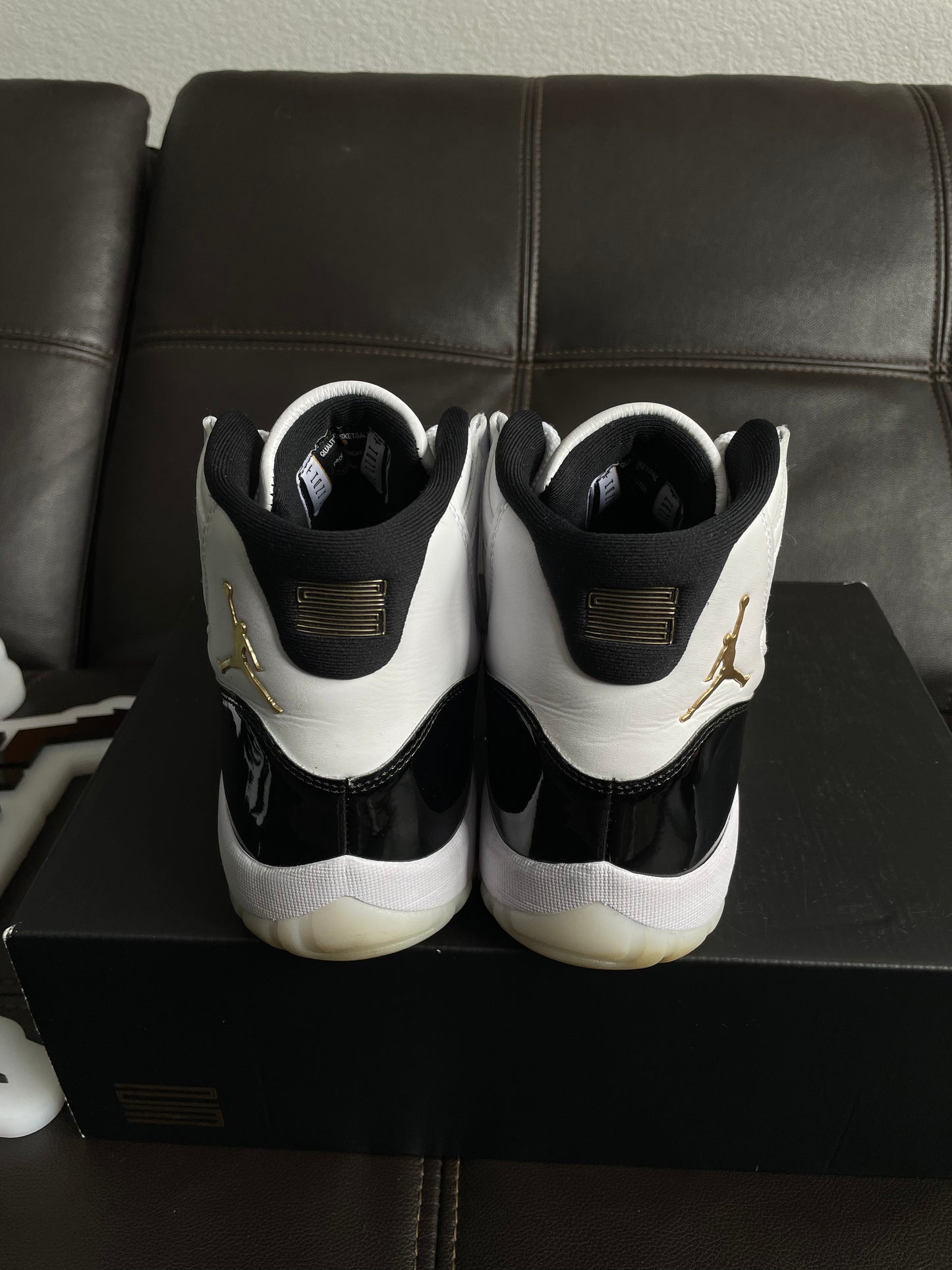 (Used Size 10.5M) Jordan 11 DMP ‘Gratitude’
