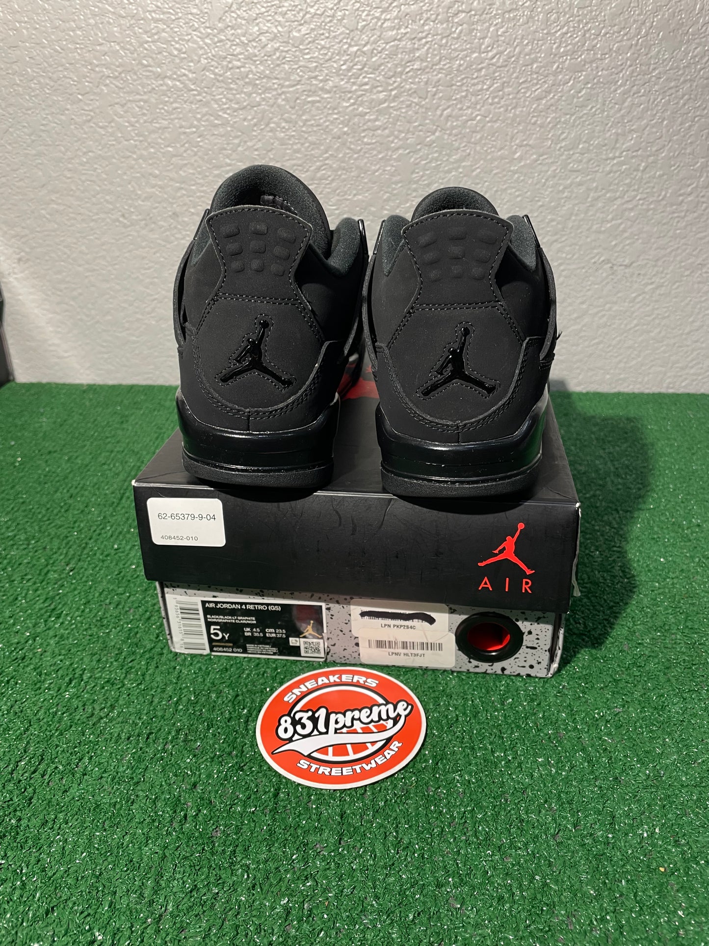 (Used Size 5Y) Jordan 4 Black Cat
