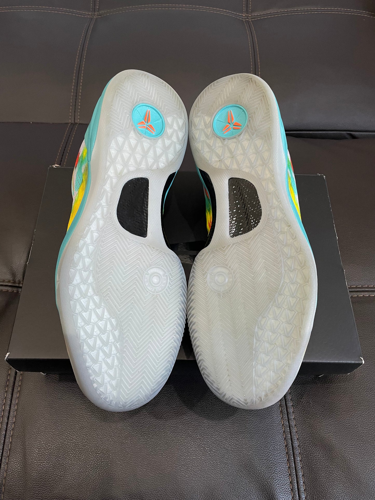 (Used Size 11M) Kobe 8 Protro Venice Beach (2024)