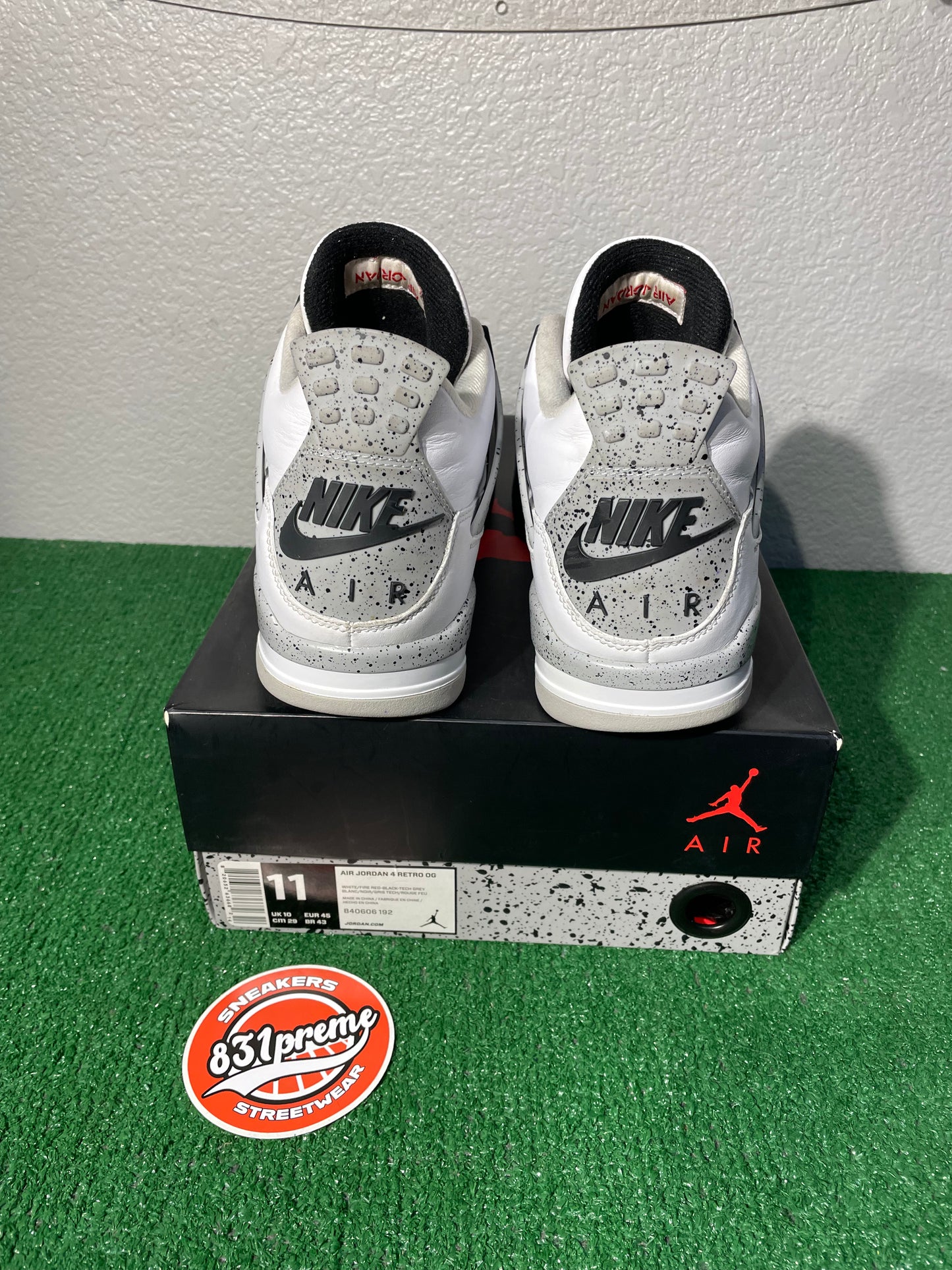 (Used Size 11M) Jordan 4 White Cement (2016)