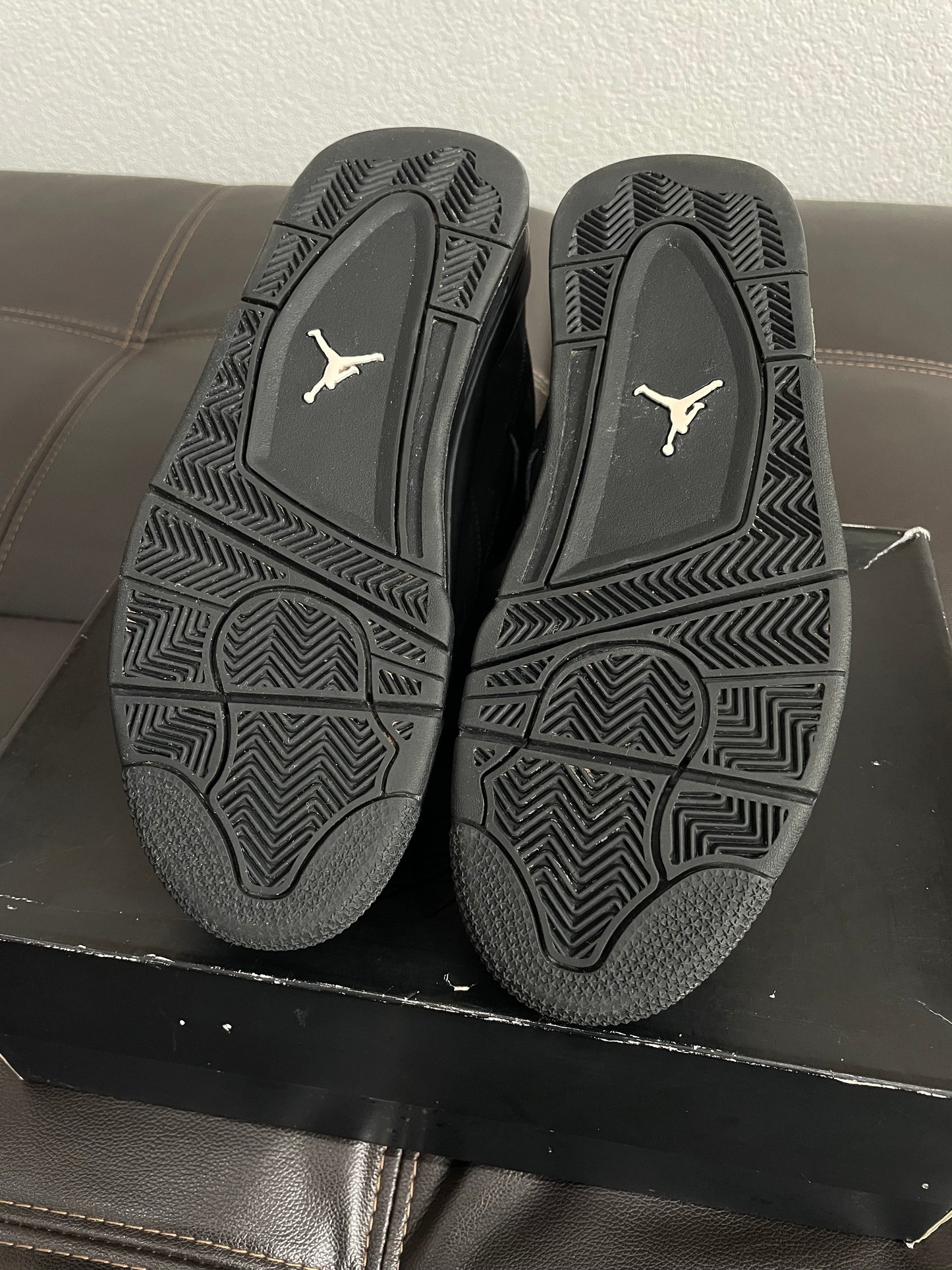 (Used Size 10M) Jordan 4 Black Cat (2020)